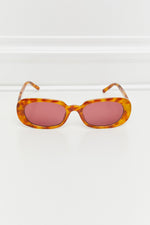 Load image into Gallery viewer, Oval Full Rim Sunglasses