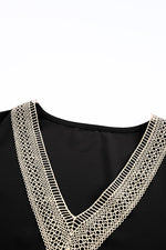Load image into Gallery viewer, Contrast V-Neck Blouse