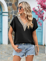 Load image into Gallery viewer, V-Neck Cuffed Blouse
