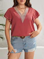 Load image into Gallery viewer, Plus Size Contrast V-Neck Layered Flutter Sleeve Blouse
