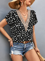 Load image into Gallery viewer, Animal Print V-Neck Petal Sleeve Blouse
